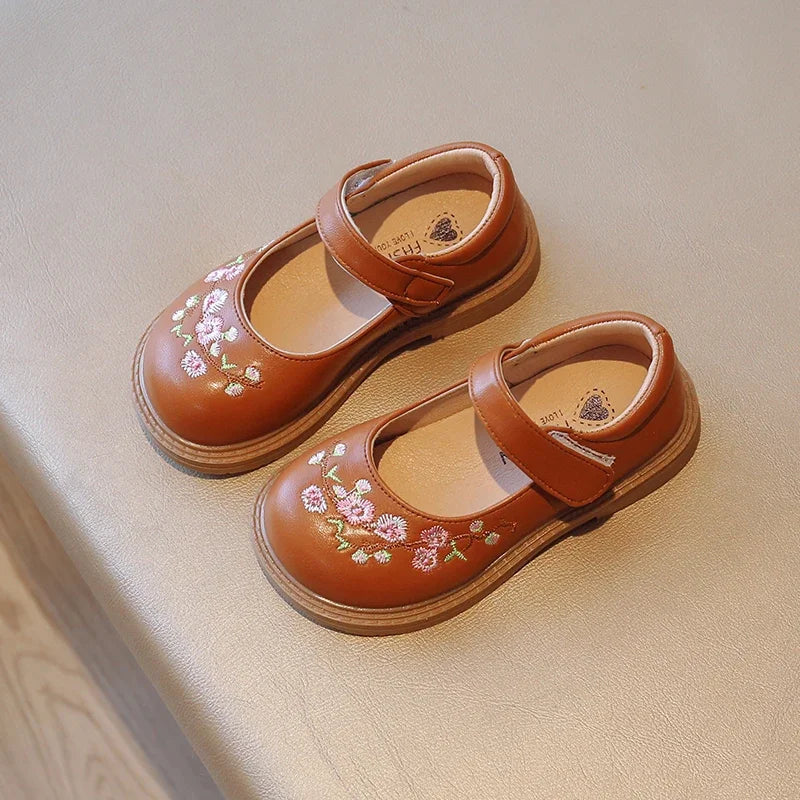 Sapato Infantil Feminino Bordado Flores c/ velcro