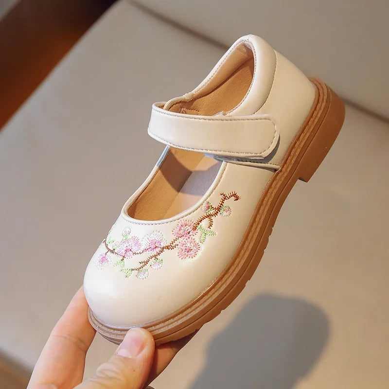 Sapato Infantil Feminino Bordado Flores c/ velcro