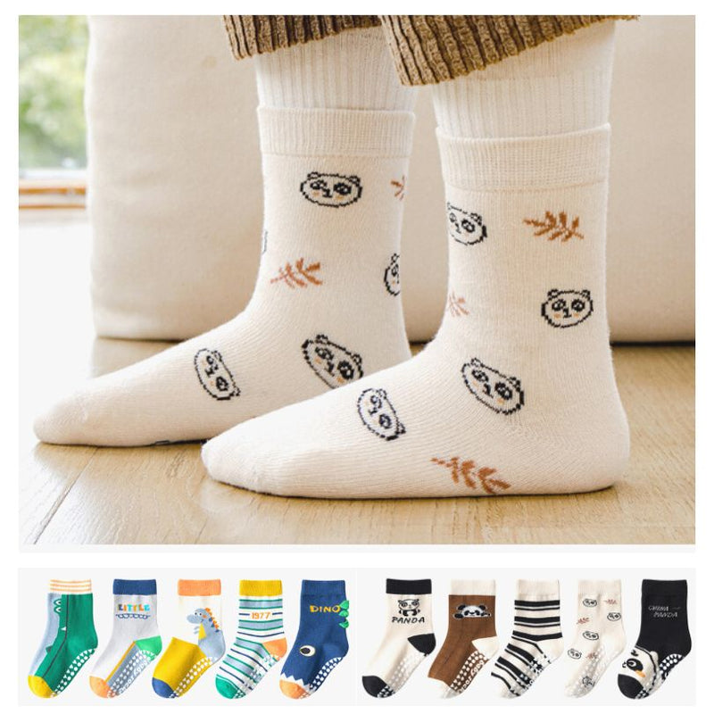 Kit com 5 Pares de Meia Infantil de Algodão - Antiderrapante - Temas Diversos